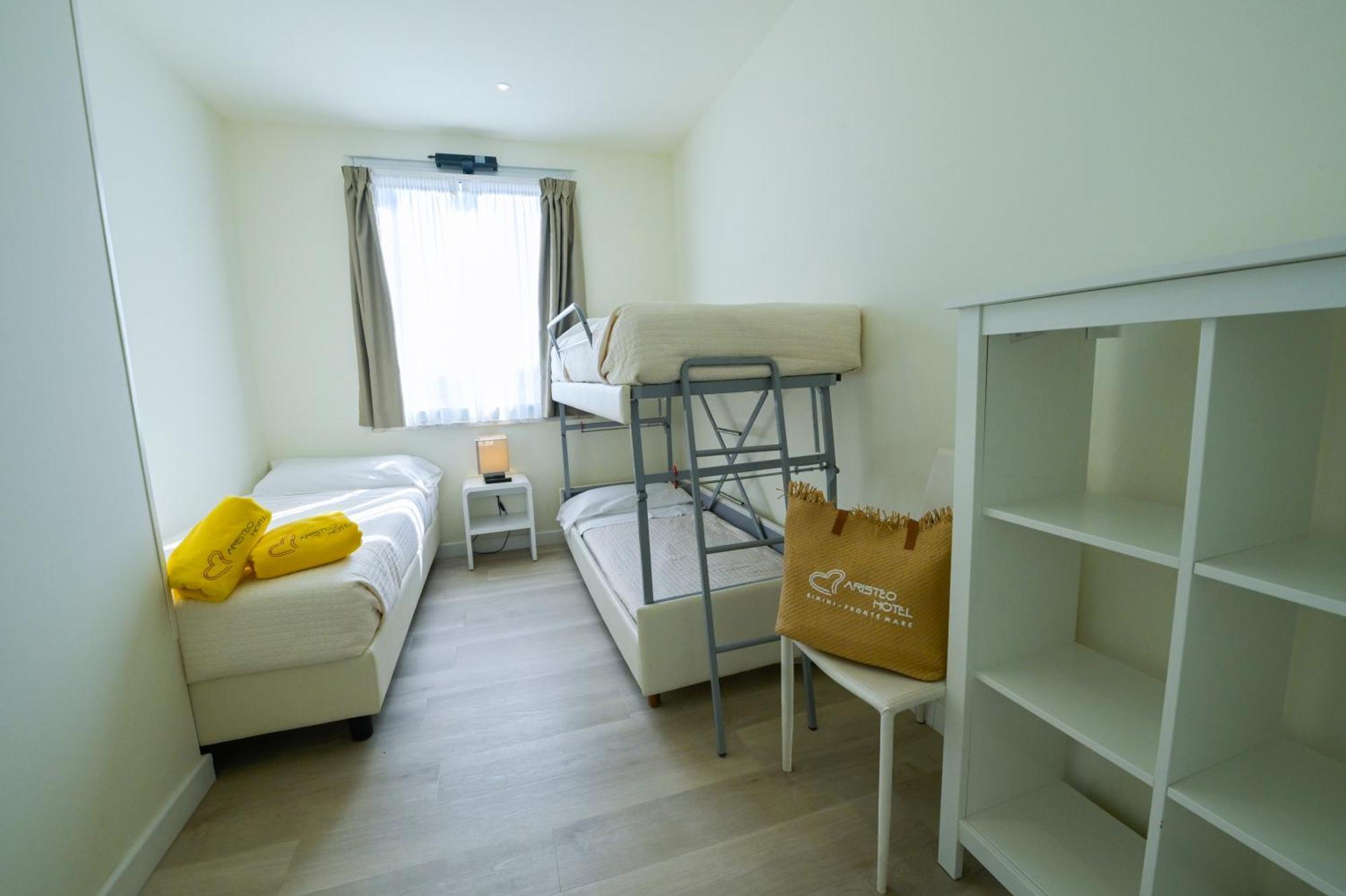 Panoramic Suite Lateral Sea View