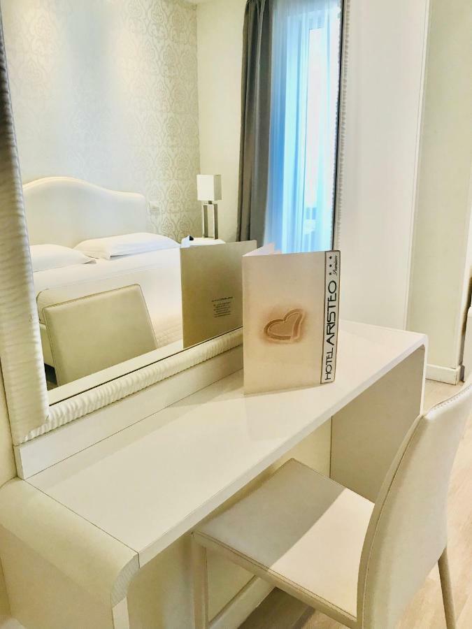 Panoramic Suite Lateral Sea View